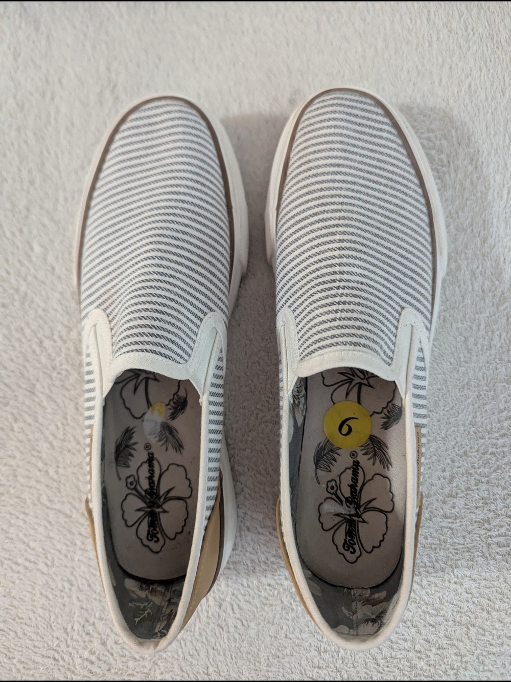 Tommy Bahama White and Gray Slip-On Women's Flats